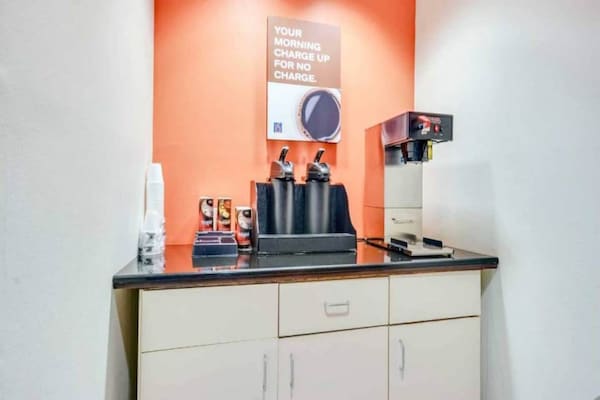 Foto van 1 tweepersoonsbed (Queensize) | Premium, Micfridge - Facilities