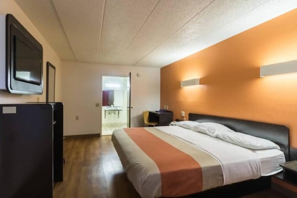 Foto van 1 King Bed | Niet Rokend - Vakantiehuis in CRAWFORDSVILLE - Facilities