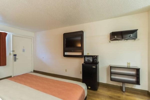 Foto van 1 King Bed | Niet Rokend - Vakantiehuis in CRAWFORDSVILLE - Facilities