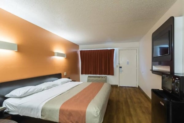 Foto van 1 King Bed | Niet Rokend - Vakantiehuis in CRAWFORDSVILLE - Facilities