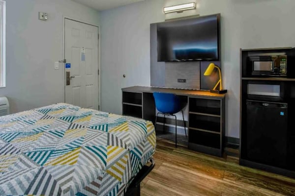 Foto van 1 King Bed | Micfridge - Vakantiehuis in Richland - BedRoom