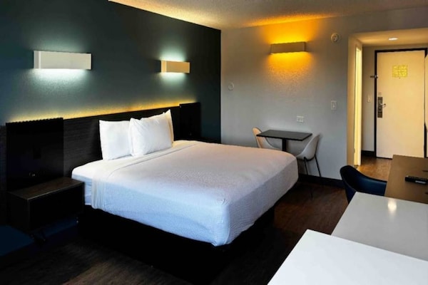 Foto van 1 kingsize bed | Rookvrij, koelkast - Vakantiehuis in Carson - BedRoom