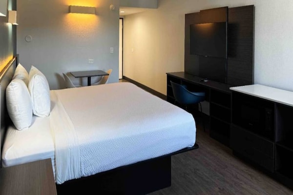 Foto van 1 kingsize bed | Rookvrij, koelkast - Vakantiehuis in Carson - BedRoom