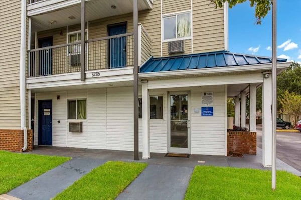 Foto van 1 tweepersoonsbed (queensize) | Niet-roken - Vakantiehuis in Jacksonville - ExteriorSummer