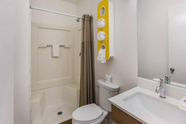Foto van 1 tweepersoonsbed (queensize) | Niet-roken - Vakantiehuis in Jacksonville - BedRoom