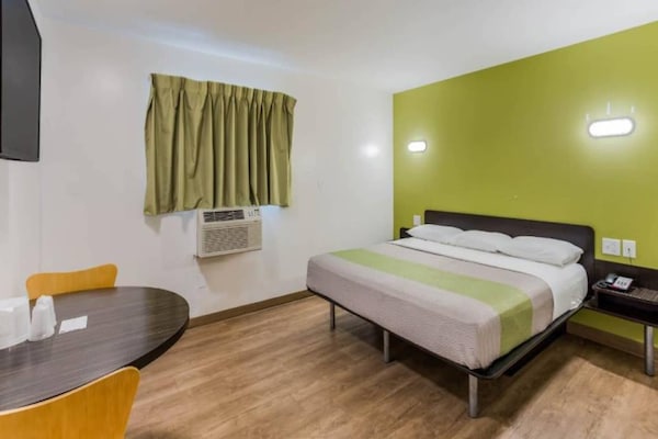 Foto van 1 tweepersoonsbed (queensize) | Niet-roken - Vakantiehuis in Jacksonville - BedRoom