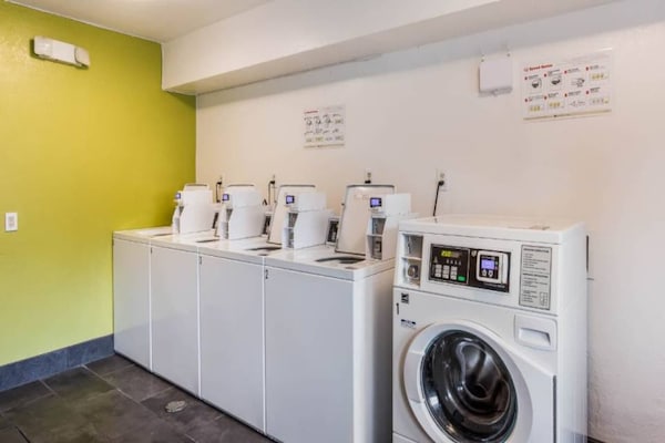 Foto van 1 tweepersoonsbed (queensize) | Niet-roken - Vakantiehuis in Jacksonville - Facilities