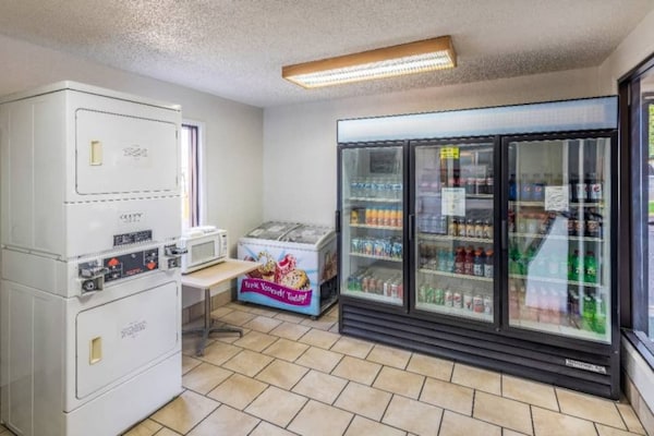 Foto van 1 tweepersoonsbed (queensize) | Rookvrij - Vakantiehuis in Clarkston - Facilities