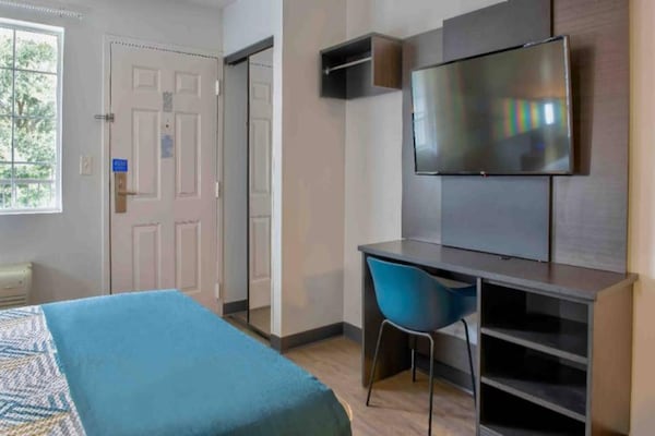 Foto van 1 tweepersoonsbed (queensize) | Rookvrij - Vakantiehuis in Pascagoula - BedRoom