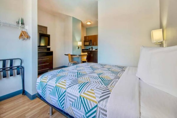 Foto van 1 tweepersoonsbed (queensize) | Niet roken - Vakantiehuis in Port Arthur - BedRoom