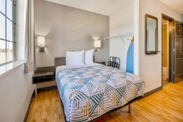 Foto van 1 tweepersoonsbed (queensize) | Niet roken - Vakantiehuis in Port Arthur - BedRoom
