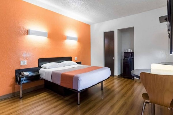 Foto van 1 tweepersoonsbed (queensize) | Rookvrij - Vakantiehuis in Long Beach - BedRoom