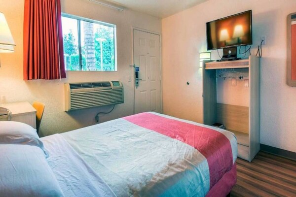 Foto van 1 tweepersoonsbed | Deluxe - Vakantiehuis in Chino - BedRoom