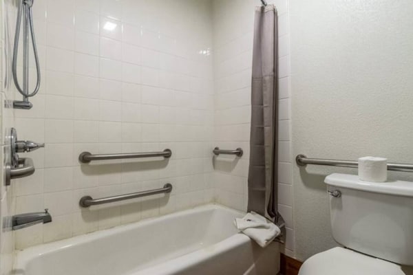 Foto van 1 tweepersoonsbed (queensize) | Rookvrij - Vakantiehuis in REDLANDS - Facilities