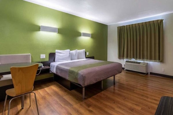 Foto van 1 kingsize bed | Toegankelijk voor mensen met mobiliteitsproblemen | Rookvrij - BedRoom