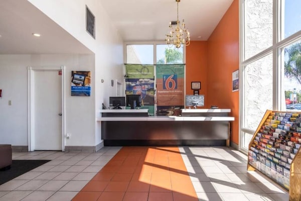 Foto van 1 kingsize bed | Toegankelijk voor mensen met mobiliteitsproblemen | Rookvrij - FloorPlan
