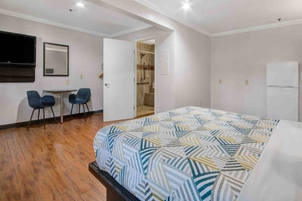 Foto van 1 tweepersoonsbed (queensize) | Rookvrij - Vakantiehuis in Ontario - BedRoom