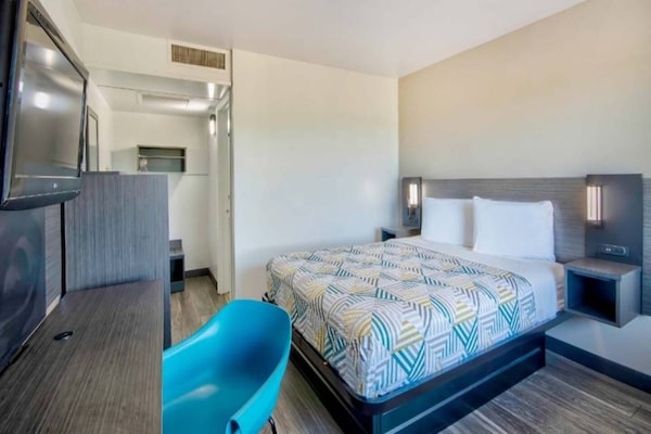Foto van 1 tweepersoonsbed (queensize) | Rookvrij - Vakantiehuis in Russellville - BedRoom