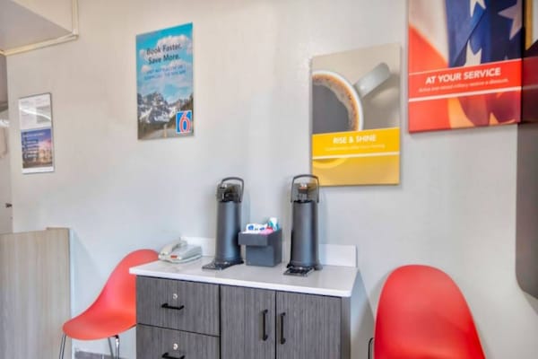 Foto van 1 tweepersoonsbed (queensize) | Rookvrij - Vakantiehuis in Russellville - Facilities