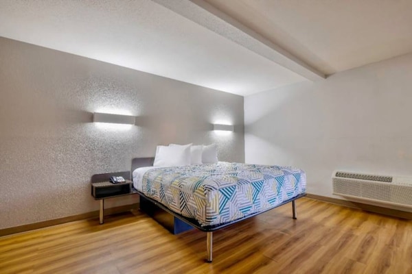 Foto van 1 kingsize bed | Roken toegestaan, Keuken - Vakantiehuis in Little Rock AR - BedRoom