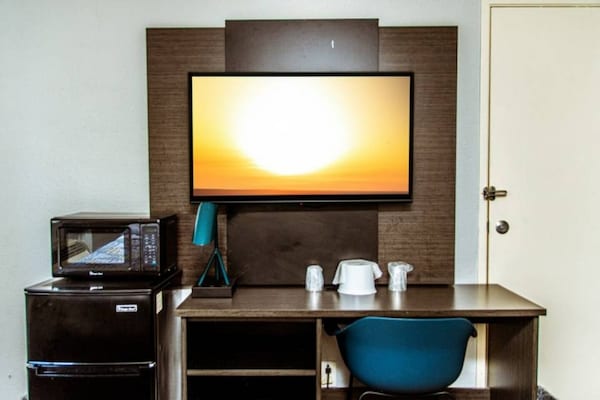 Foto van 1 tweepersoonsbed (Queensize) | Premium, Micfridge - Facilities