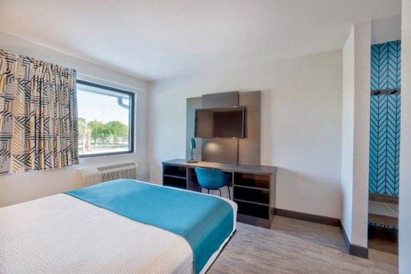 Foto van 1 tweepersoonsbed (Queensize) | Premium, Micfridge - Facilities