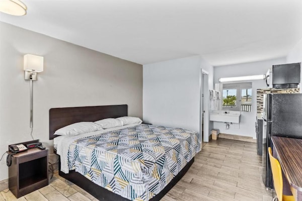 Foto van 1 tweepersoonsbed (Queensize) | Nsmk, Keuken - Vakantiehuis in Wilmington - BedRoom