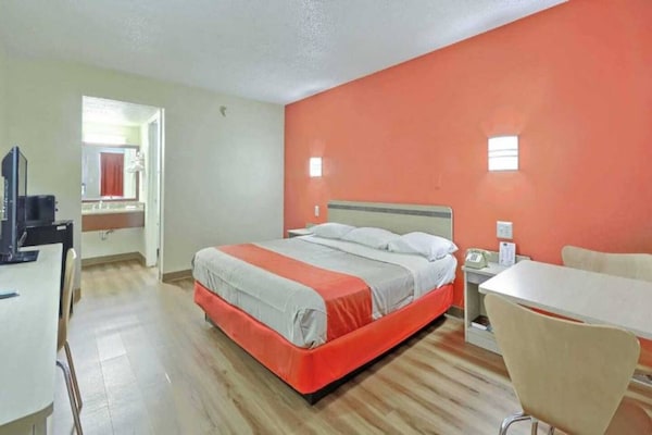 Foto van 1 kingsize bed | Rookvrij - Vakantiehuis in Maple Shade - BedRoom