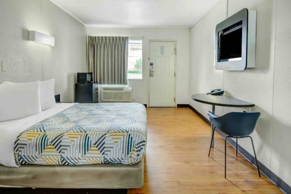 Foto van 1 tweepersoonsbed (queensize) | Rookvrij - Vakantiehuis in LIMA - BedRoom