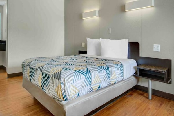 Foto van 1 tweepersoonsbed (queensize) | Rookvrij - Vakantiehuis in LIMA - BedRoom