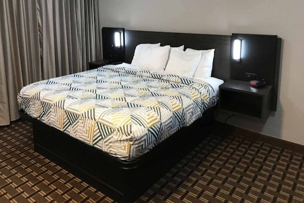 Foto van 1 kingsize bed | Suite, rookvrij, slaapbank - Vakantiehuis in Tupelo - BedRoom