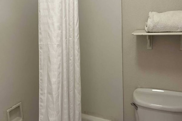 Foto van 1 kingsize bed | Rookvrij - Vakantiehuis in Phoenix - BathRoom
