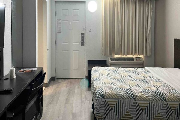 Foto van 1 kingsize bed | Rookvrij, Keuken - Vakantiehuis in Phoenix - BedRoom