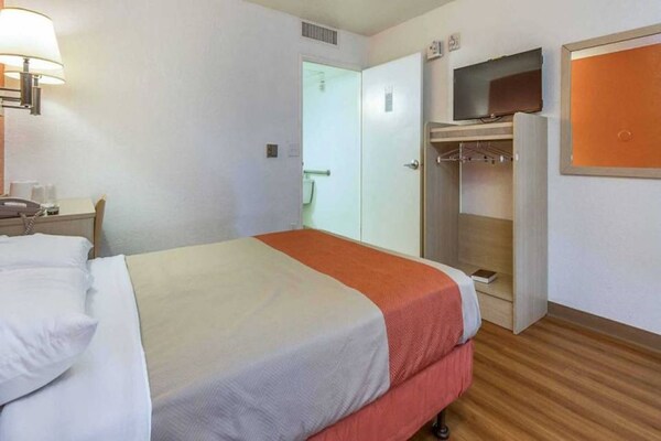 Foto van 1 tweepersoonsbed (Queensize) | Phoenix - Vakantiehuis in Phoenix - BedRoom