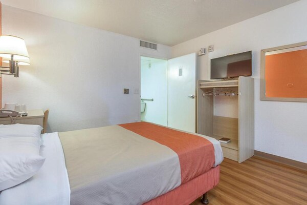 Foto van 1 tweepersoonsbed (Queensize) | Premium - Vakantiehuis in Phoenix - BedRoom