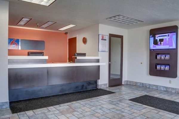 Foto van 1 tweepersoonsbed (queensize) | Roken toegestaan - Vakantiehuis in The Dalles - FloorPlan