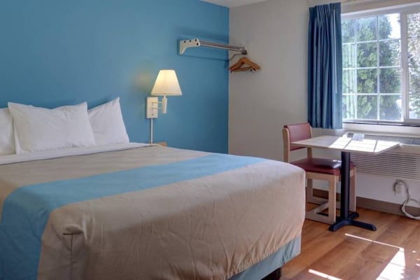 Foto van 1 tweepersoonsbed (queensize) | Roken toegestaan - Vakantiehuis in The Dalles - BedRoom
