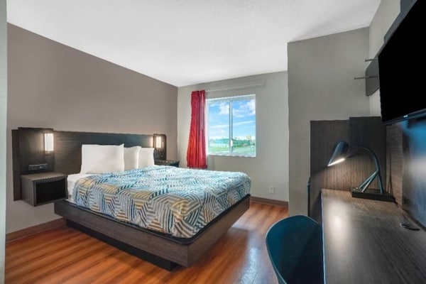 Foto van 1 tweepersoonsbed (queensize) | Magnetron (magnetron), rookvrij - BedRoom