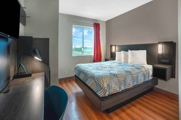 Foto van 1 tweepersoonsbed (queensize) | Magnetron (magnetron), rookvrij - BedRoom
