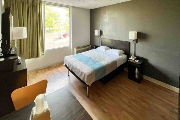 Foto van 1 kingsize bed | Rookvrij, Keuken - Vakantiehuis in Clarion - BedRoom