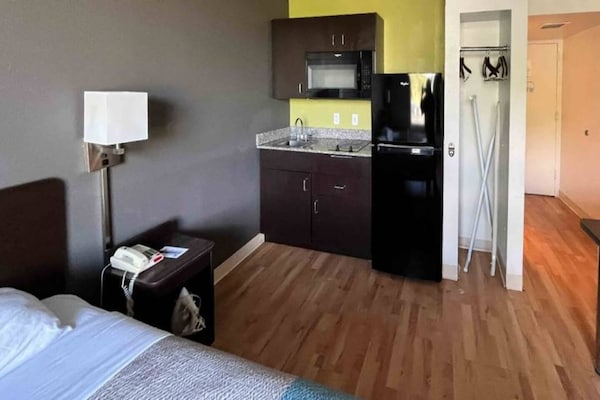 Foto van 1 kingsize bed | Rookvrij, Keuken - Vakantiehuis in Clarion - BedRoom