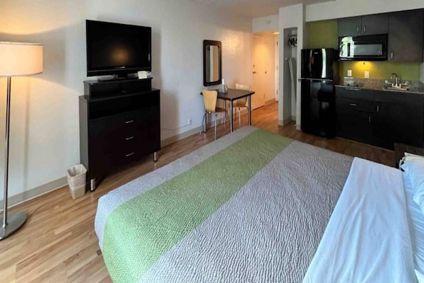 Foto van 1 kingsize bed | Roken toegestaan, Keuken - Vakantiehuis in Clarion - BedRoom