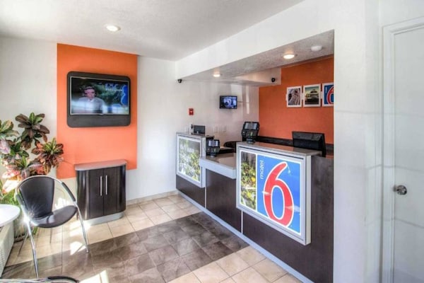 Foto van 1 tweepersoonsbed (Queensize) | Redding, Californië - FloorPlan
