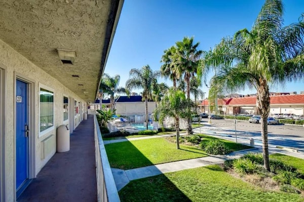 Foto van 1 tweepersoonsbed (queensize) | Rookvrij - Vakantiehuis in Riverside - Facilities