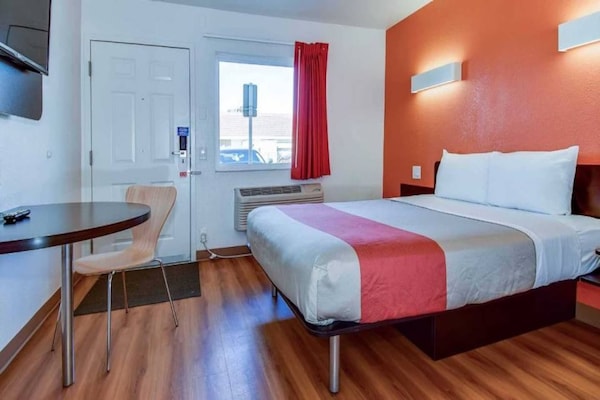 Foto van 1 tweepersoonsbed (queensize) | Rookvrij - Vakantiehuis in Riverside - BedRoom