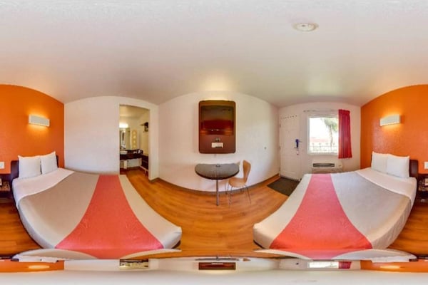 Foto van 1 tweepersoonsbed (queensize) | Roken toegestaan - Vakantiehuis in Riverside - BedRoom