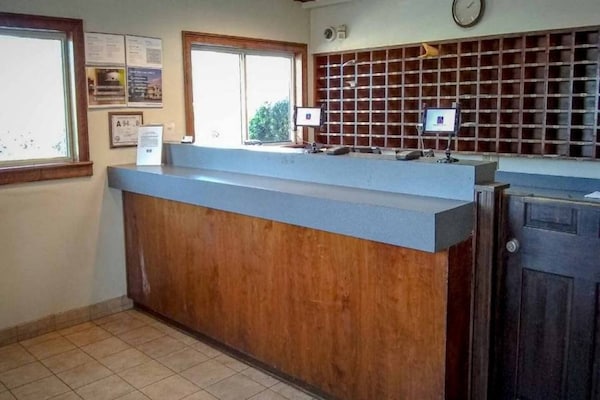 Foto van 2 eenpersoonsbedden | Rookvrij - Vakantiehuis in Fayetteville - FloorPlan