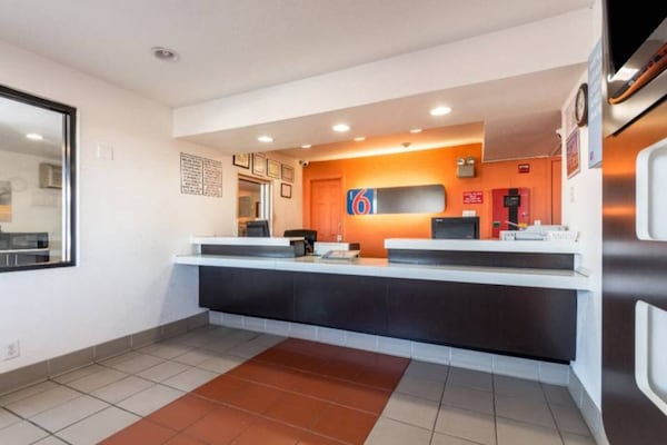 Foto van 1 Koning|Mob Acc|RI Shwr|Nsmk - Vakantiehuis in New-Orleans - FloorPlan