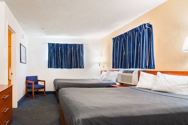 Foto van 1 tweepersoonsbed (queensize) | Roken toegestaan, koelkast (McFridge) - Facilities