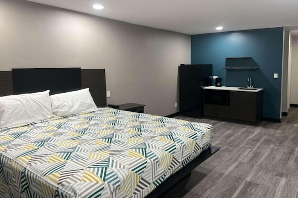 Foto van 1 tweepersoonsbed (Queensize) | Mobiliteit | NSMK | Keuken - BedRoom